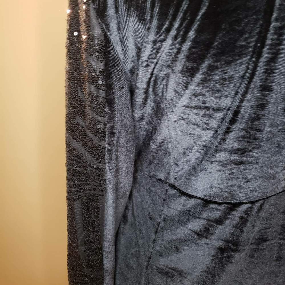 Dress - Picture 6 of 11